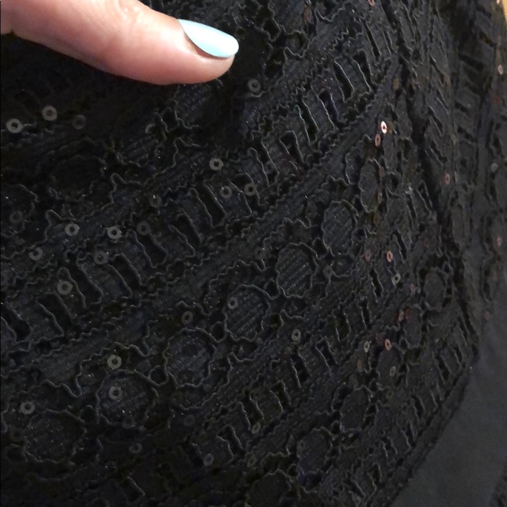 LBD - Picture 5 of 8